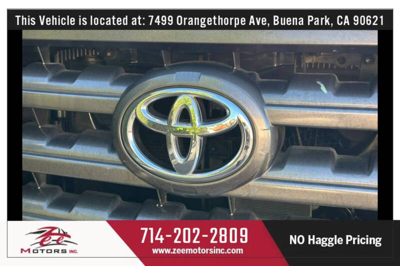 2016 Toyota Sequoia SR5