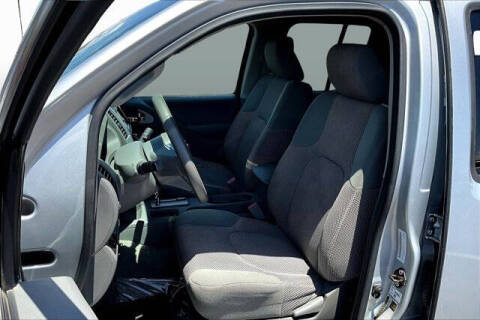 2016 Nissan Frontier SV