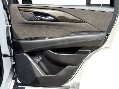 2020 Cadillac Escalade Platinum