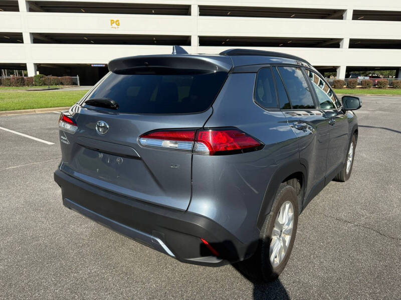 2024 Toyota Corolla Cross LE