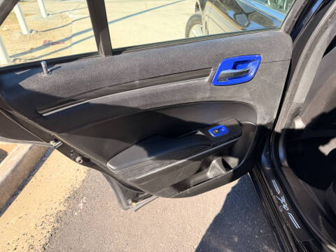 2016 Chrysler 300 Limited