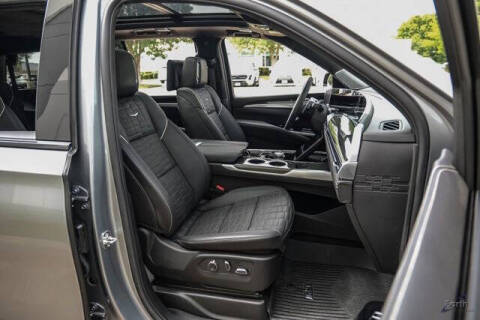2025 Cadillac Escalade-V