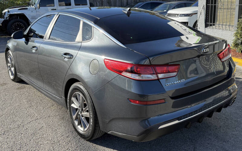2020 Kia Optima LX