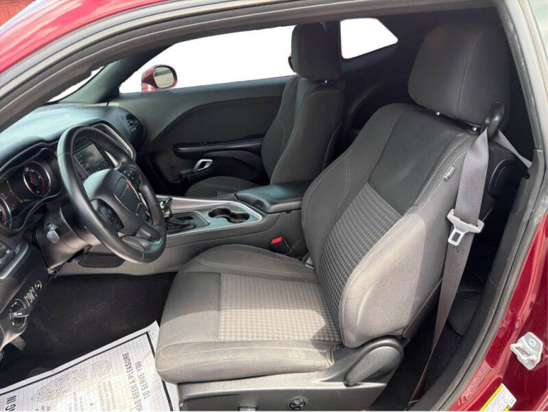 2019 Dodge Challenger SXT