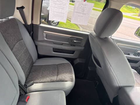 2013 RAM 1500 SLT