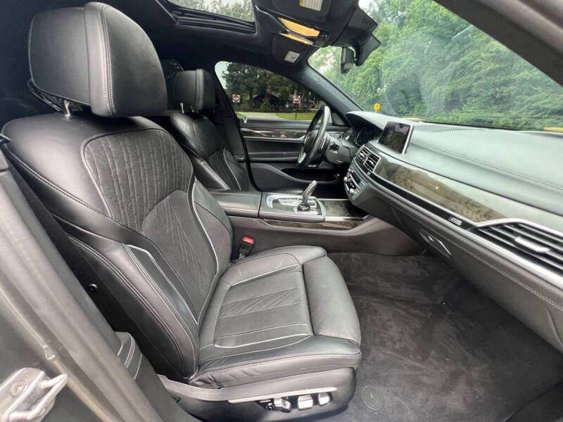 2016 BMW 7 Series 750i