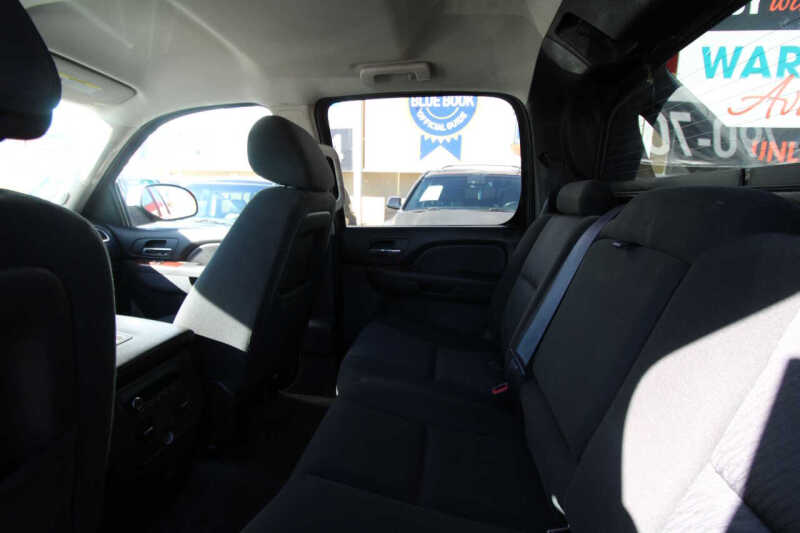 2012 Chevrolet Avalanche LS