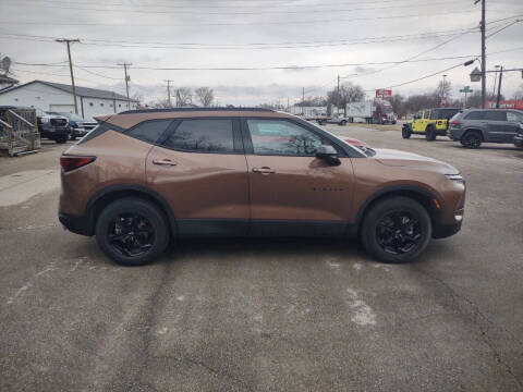 2023 Chevrolet Blazer for sale at Dave's Car Corner in Hartford City IN