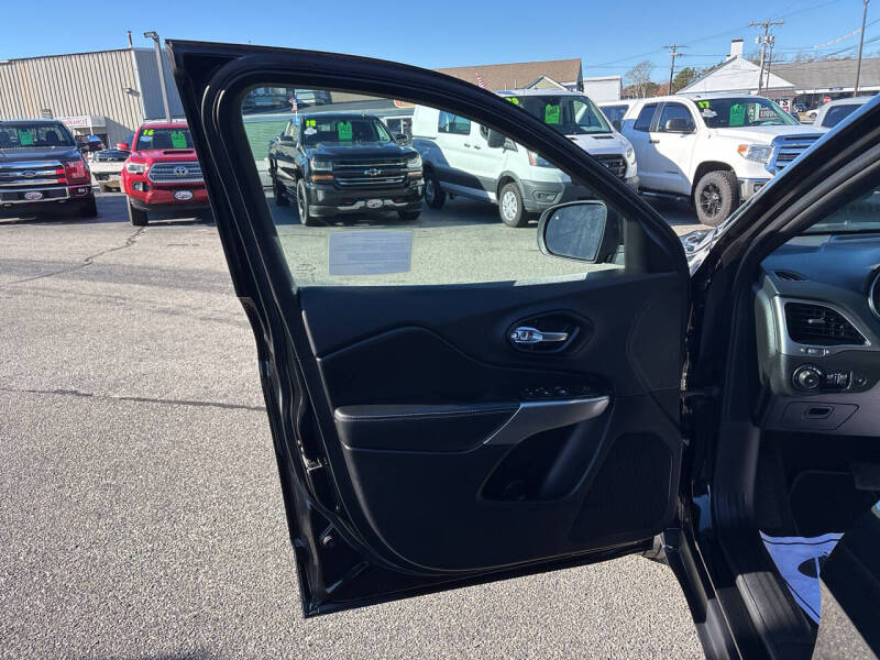 2021 Jeep Cherokee 80th Anniversary Edition