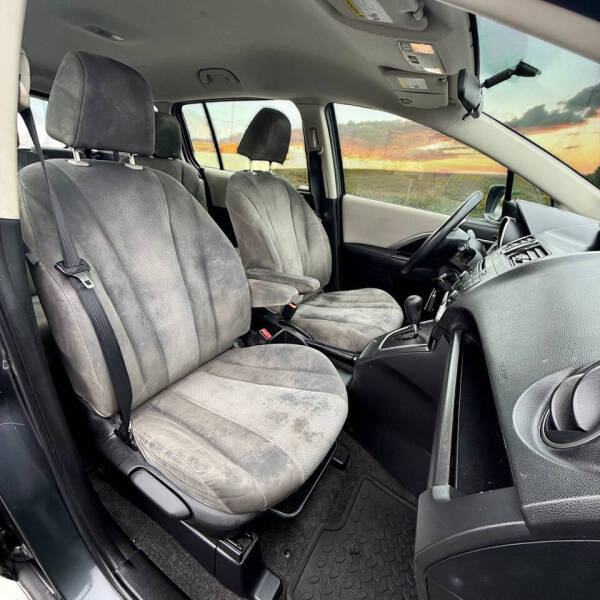2014 Mazda MAZDA5 Sport