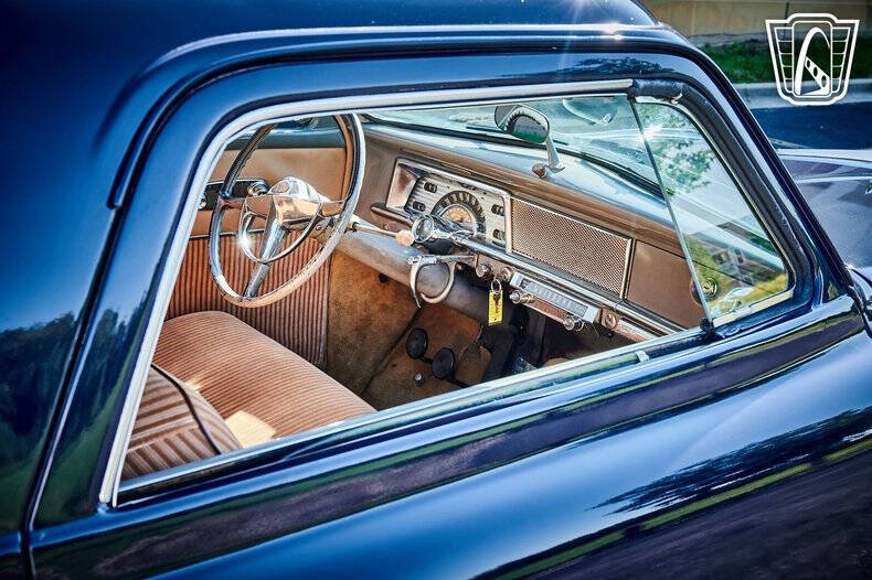 1952 Studebaker Champion