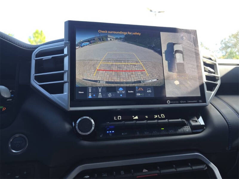 2023 Toyota Tundra Platinum HV