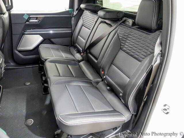2025 GMC Sierra EV Denali