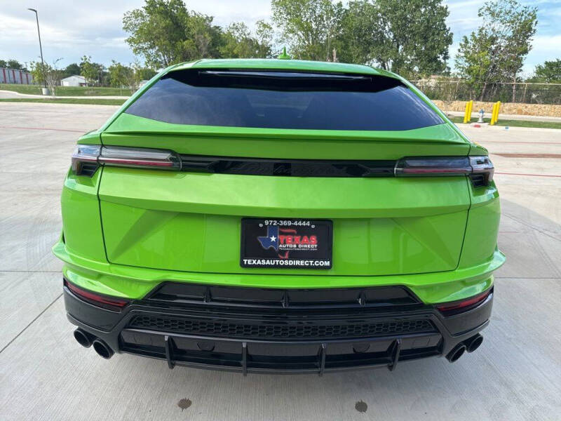 2024 Lamborghini Urus S