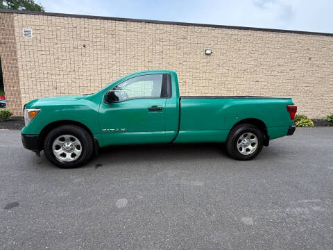 2017 Nissan Titan SV