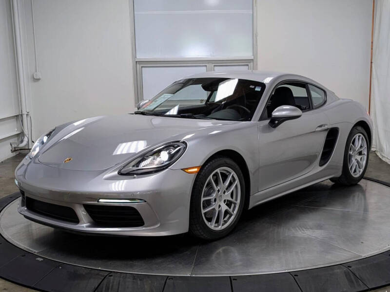 2022 Porsche 718 Cayman T