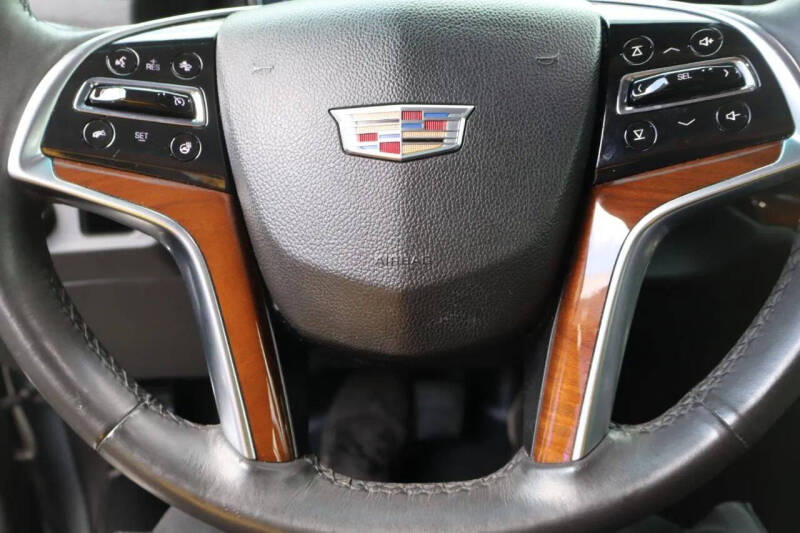 2017 Cadillac Escalade Luxury