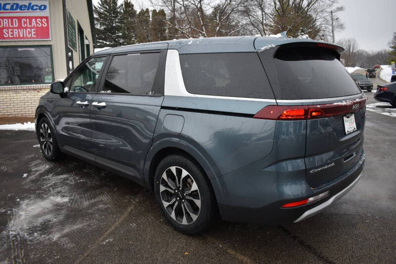 2022 Kia Carnival EX