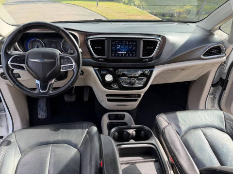 2018 Chrysler Pacifica Touring L