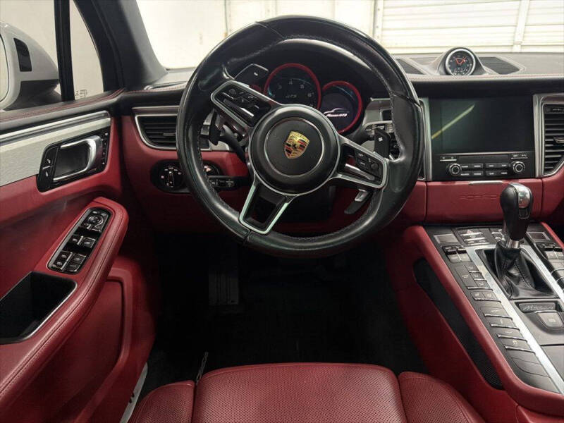 2017 Porsche Macan GTS