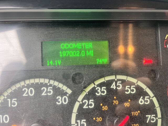 2017 Freightliner M2 106