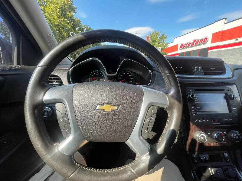 2015 Chevrolet Traverse 1LT photo 39