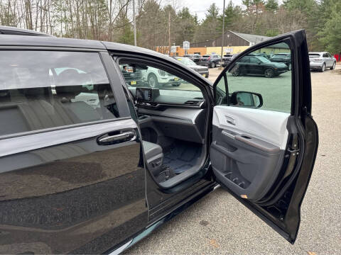 2024 Toyota Sienna XSE 7-Passenger