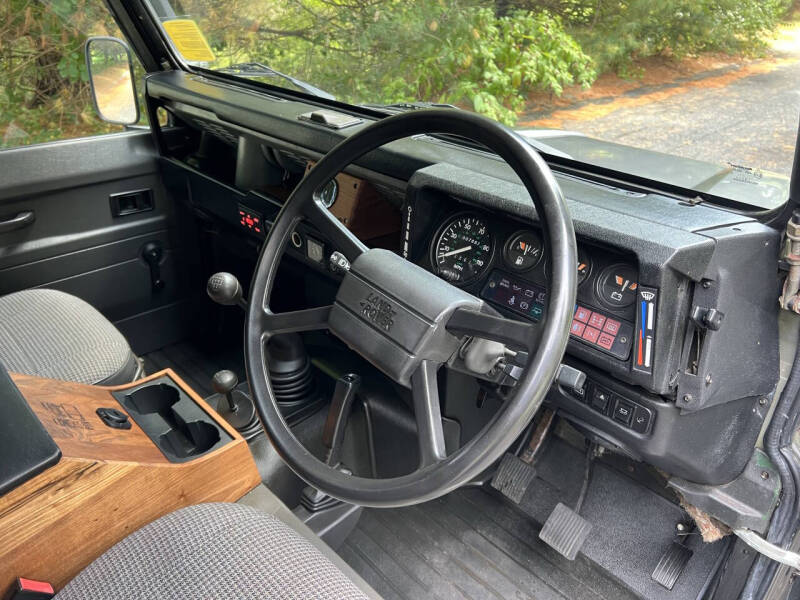 1991 Land Rover Defender