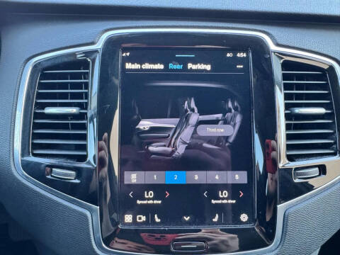 2024 Volvo XC90 B6 Plus Bright Theme 7P