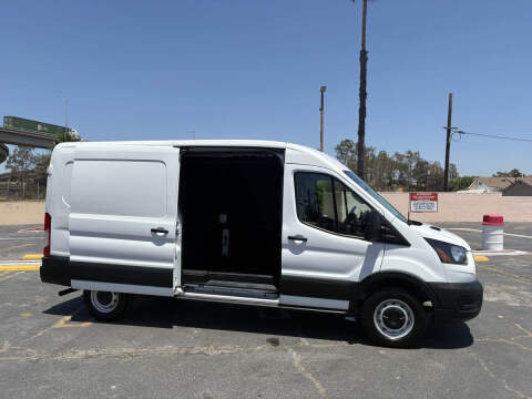 2025 Ford Transit 250