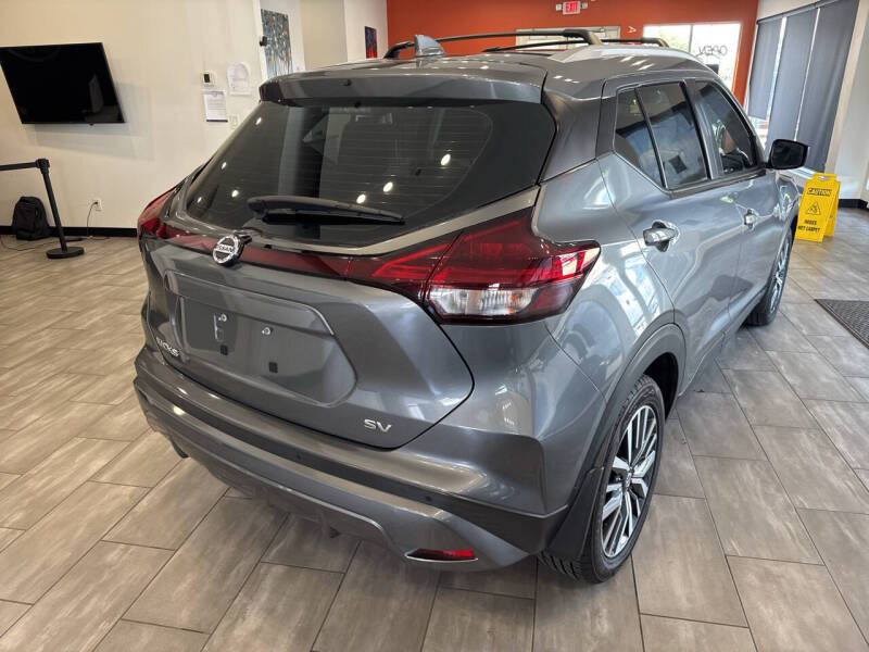 2021 Nissan Kicks SV