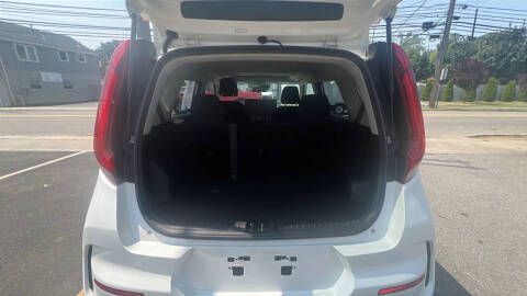 2021 Kia Soul GT-Line