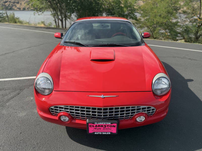 2002 Ford Thunderbird Deluxe
