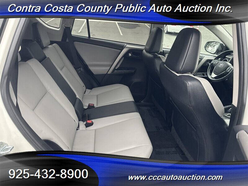 2017 Toyota RAV4 Platinum