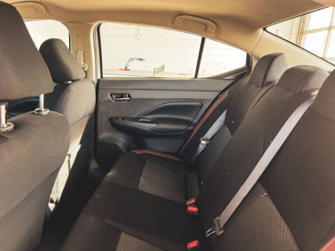 2025 Nissan Versa SR