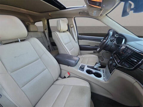 2020 Jeep Grand Cherokee Summit