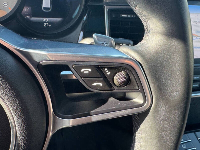 2017 Porsche Macan S