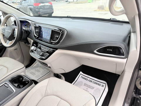 2020 Chrysler Pacifica Hybrid Limited