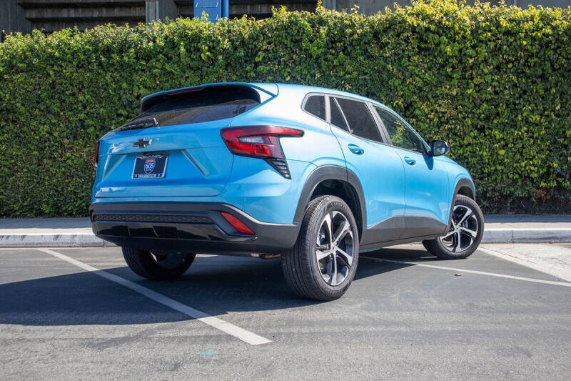 2025 Chevrolet Trax RS