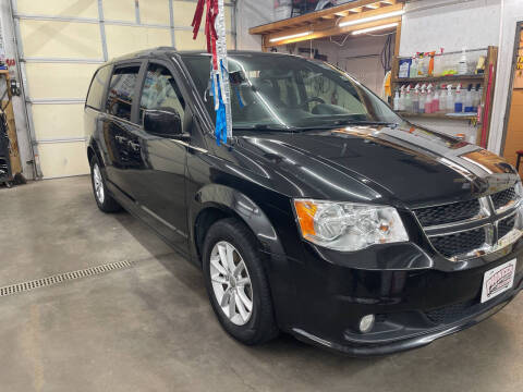 2019 Dodge Grand Caravan for sale at PIONEER USED AUTOS & RV SALES in Lavalette WV