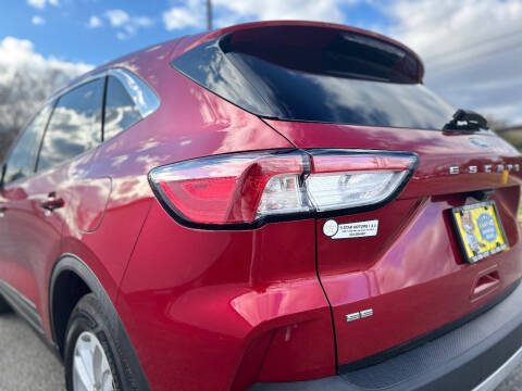 2020 Ford Escape SE