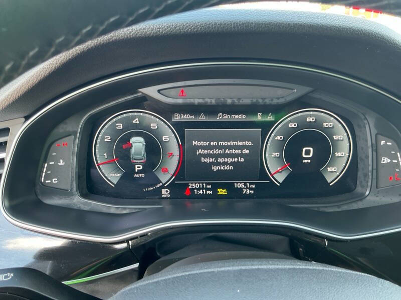 2022 Audi Q8 quattro Premium 55 TFSI