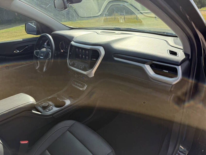 2020 GMC Acadia SLT