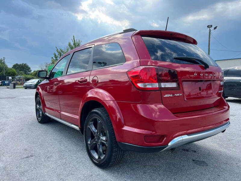 2019 Dodge Journey Crossroad