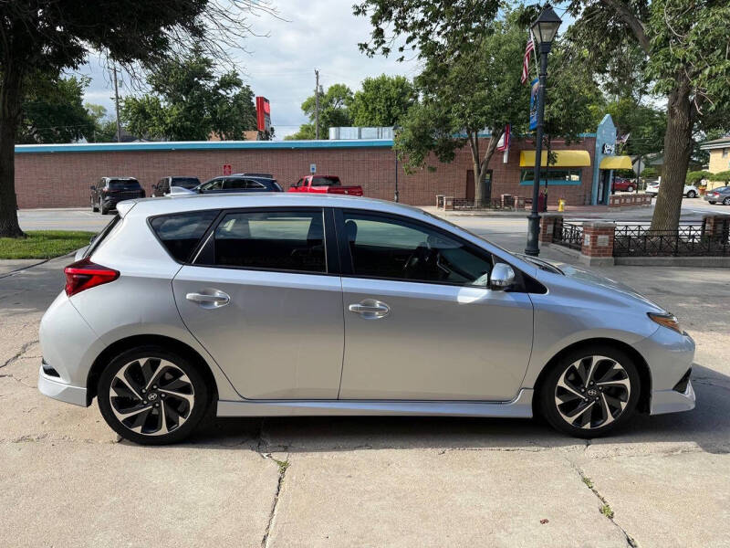 2016 Scion iM