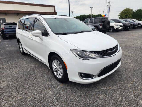 2018 Chrysler Pacifica Touring L Plus