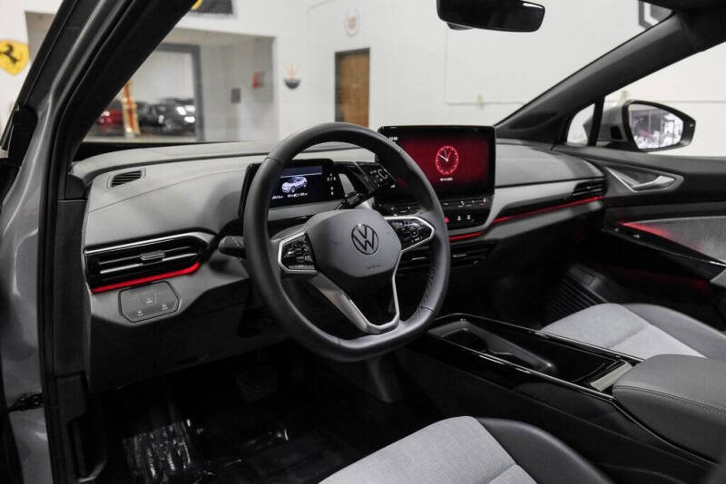 2023 Volkswagen ID.4 Pro