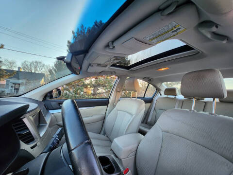 2011 Subaru Legacy 2.5i Premium