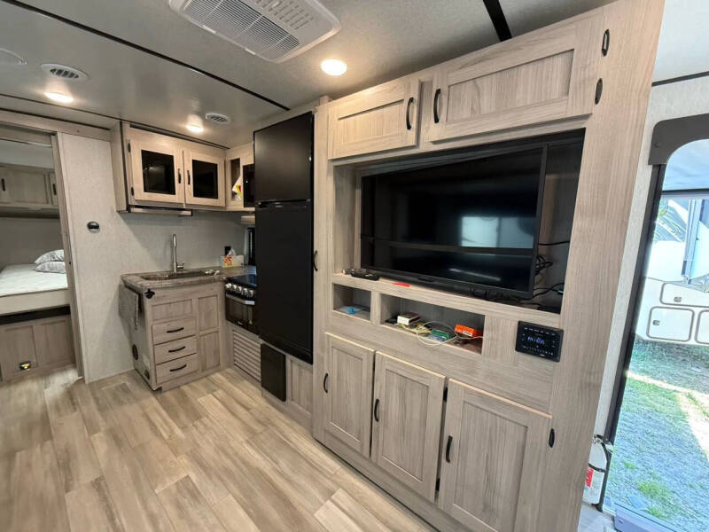 2022 Coachmen RV Spirit