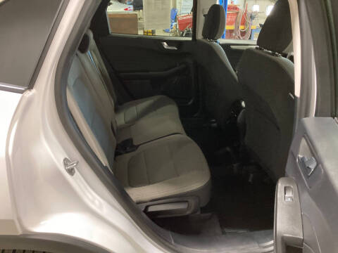 2021 Ford Escape Hybrid SE